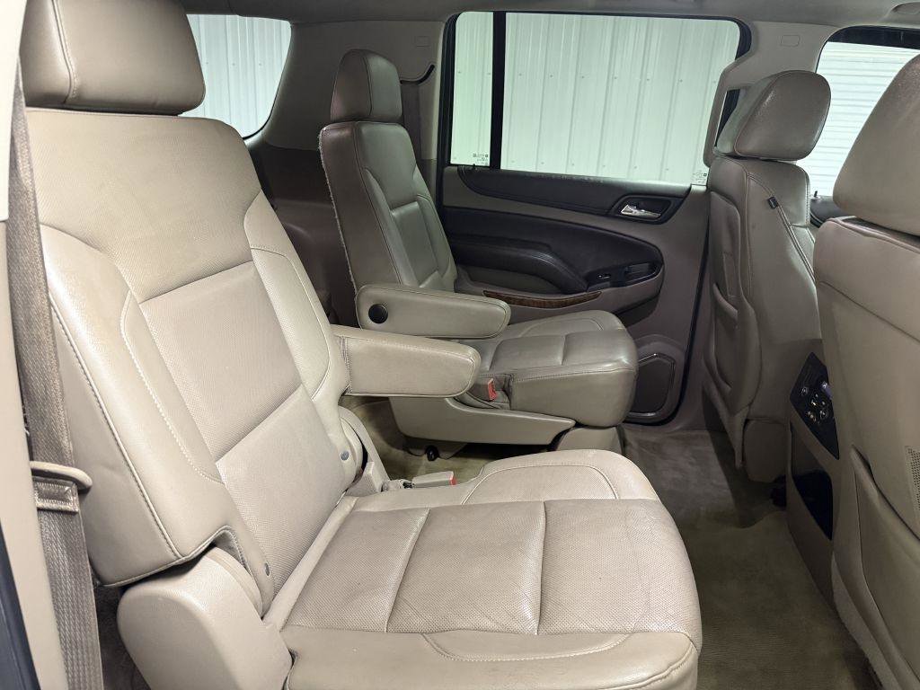 Used 2015 Chevrolet Suburban LTZ image 40