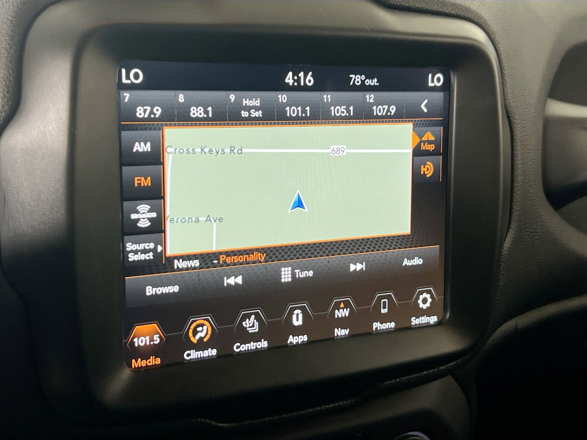 Used 2022 Jeep Renegade Latitude w/ Convenience Group image 15