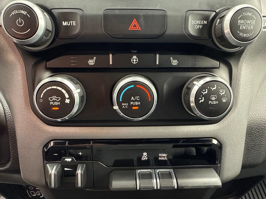 Used 2023 RAM 1500 Big Horn AWD/4WD image 31