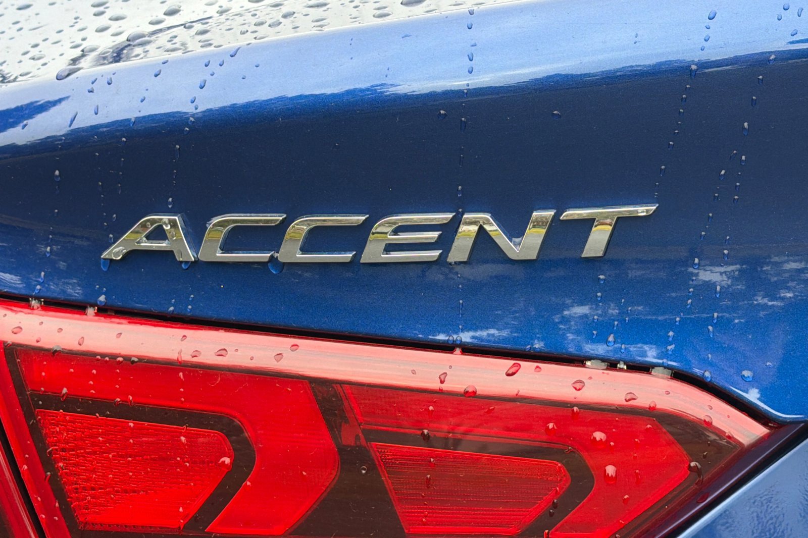 Used 2022 Hyundai Accent SEL image 36