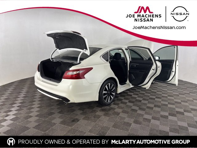 Used 2018 Nissan Altima 2.5 SV w/ 2.5 SV Technology Package image 15