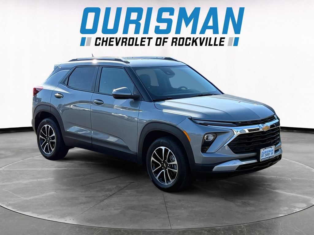 Used 2024 Chevrolet TrailBlazer LT AWD/4WD image 1