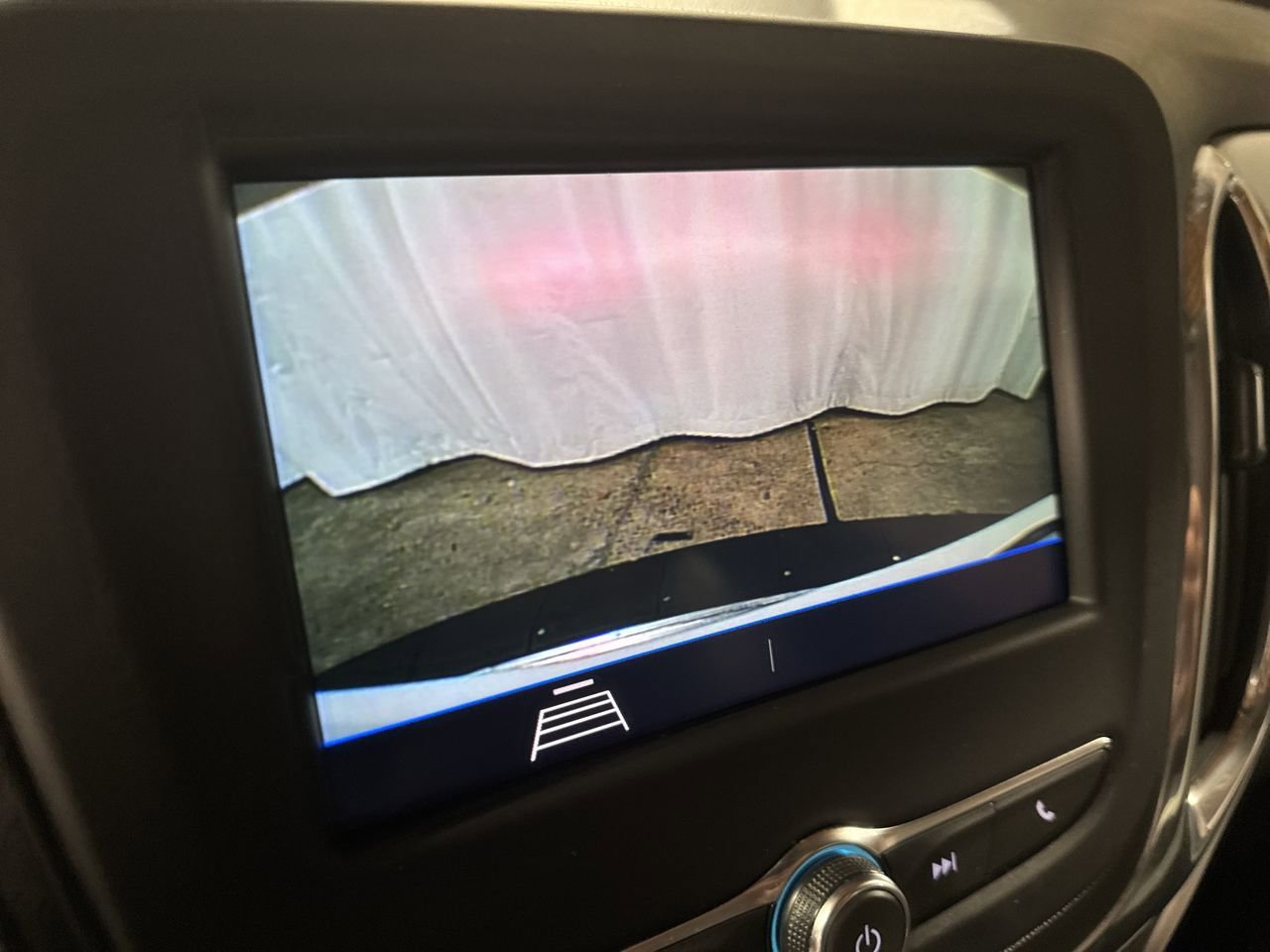 Used 2020 Chevrolet Equinox LS w/ LS Convenience Package image 23