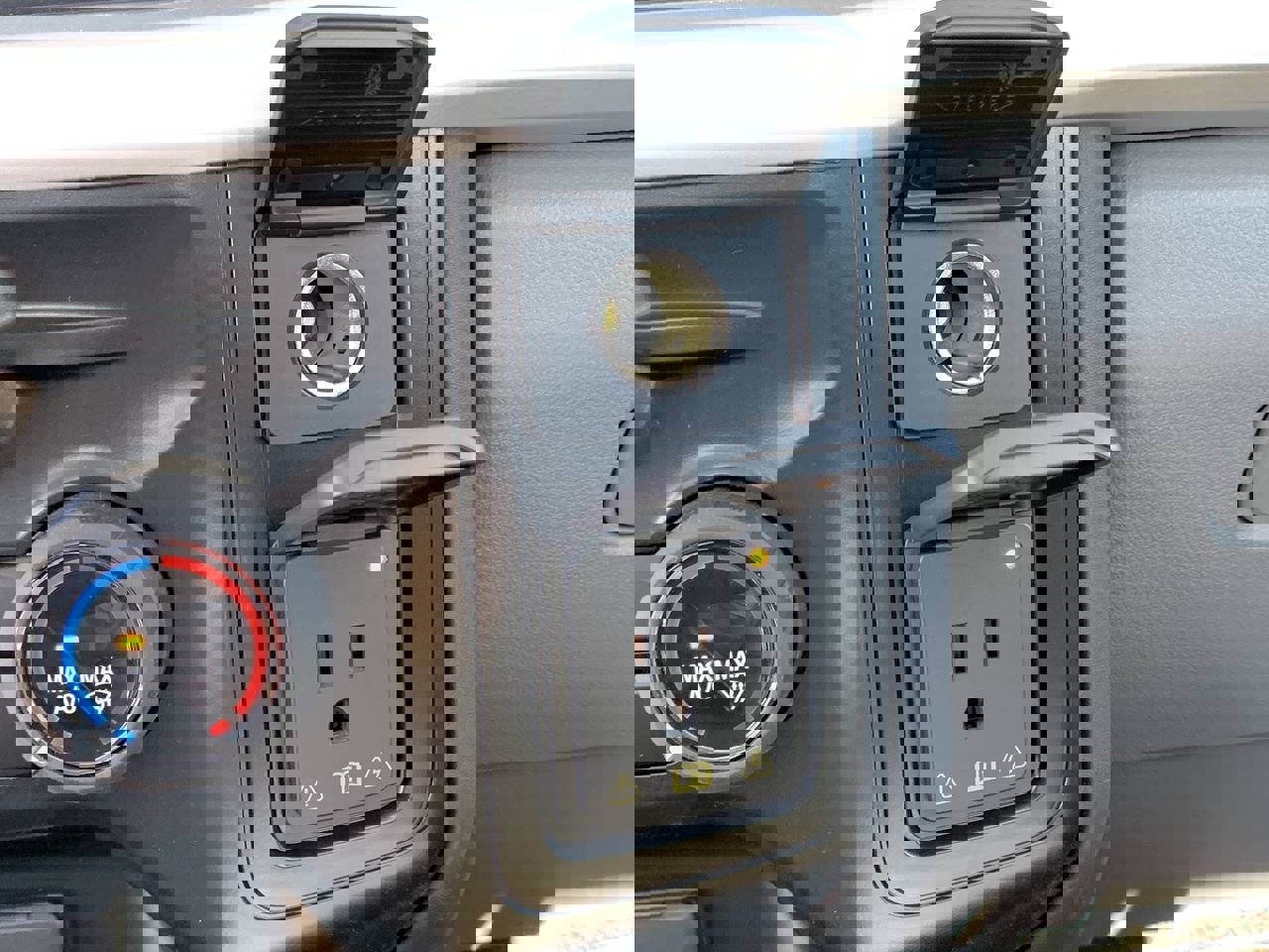 New 2026 Ford F250 XL w/ XL Chrome Package image 24