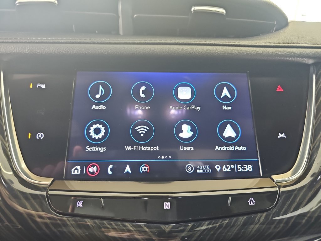 Used 2020 Cadillac XT6 Premium Luxury AWD/4WD image 28