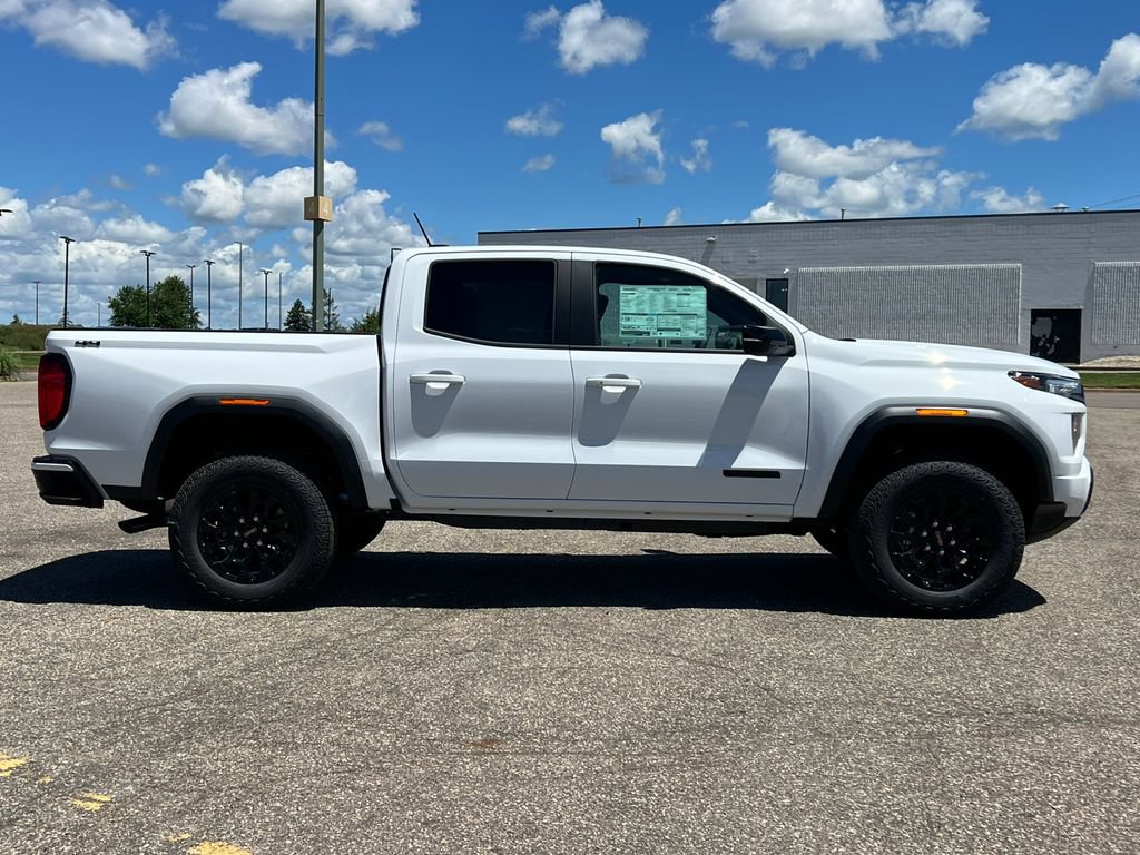 New 2026 GMC Canyon Elevation w/ LPO, Black Badging Package AWD/4WD image 44