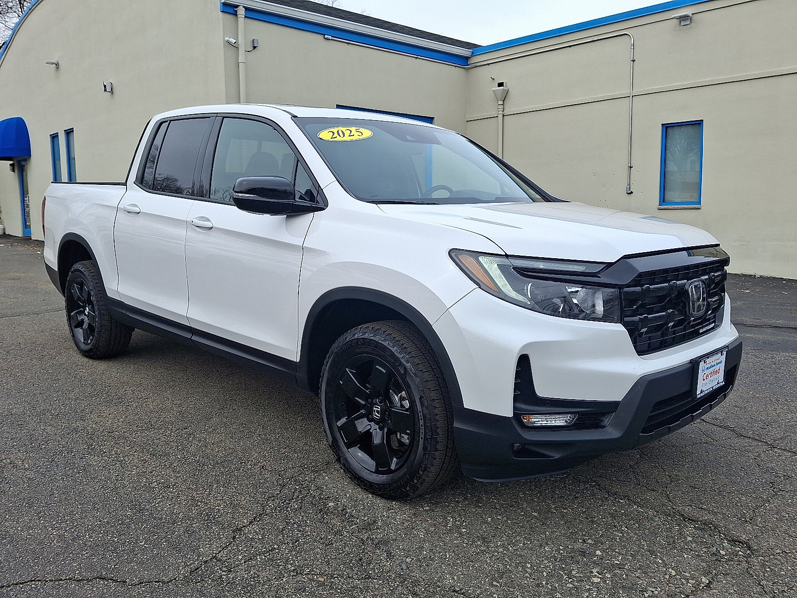 Certified 2025 Honda Ridgeline Black Edition image 6
