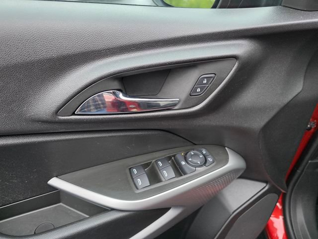 Used 2024 Chevrolet Trax LS w/ LS Convenience Package FWD image 16