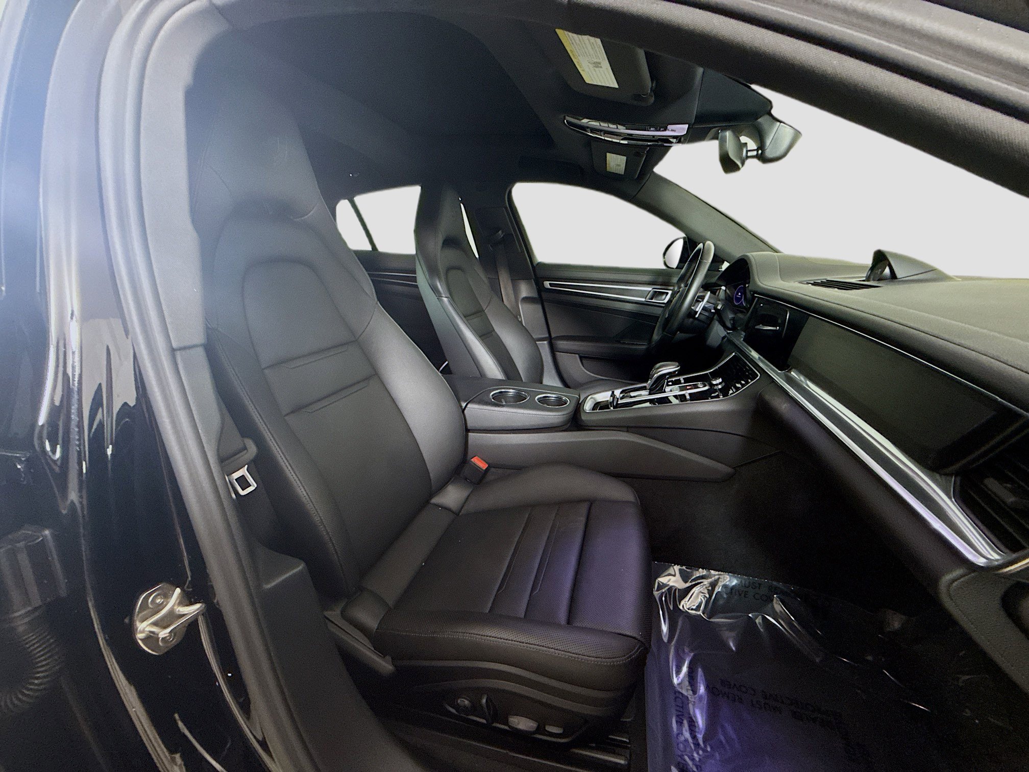 Used 2023 Porsche Panamera Platinum Edition w/ Assistance Package image 28