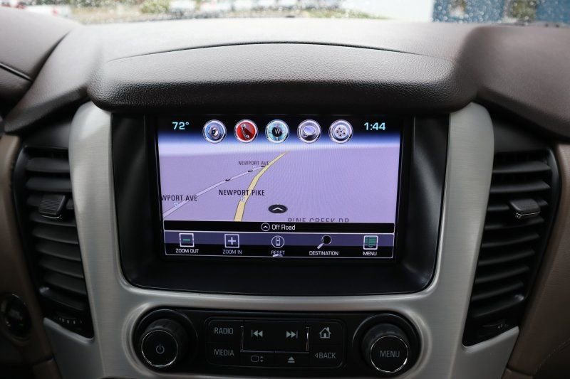 Used 2017 GMC Yukon SLT w/ Open Road Package image 11