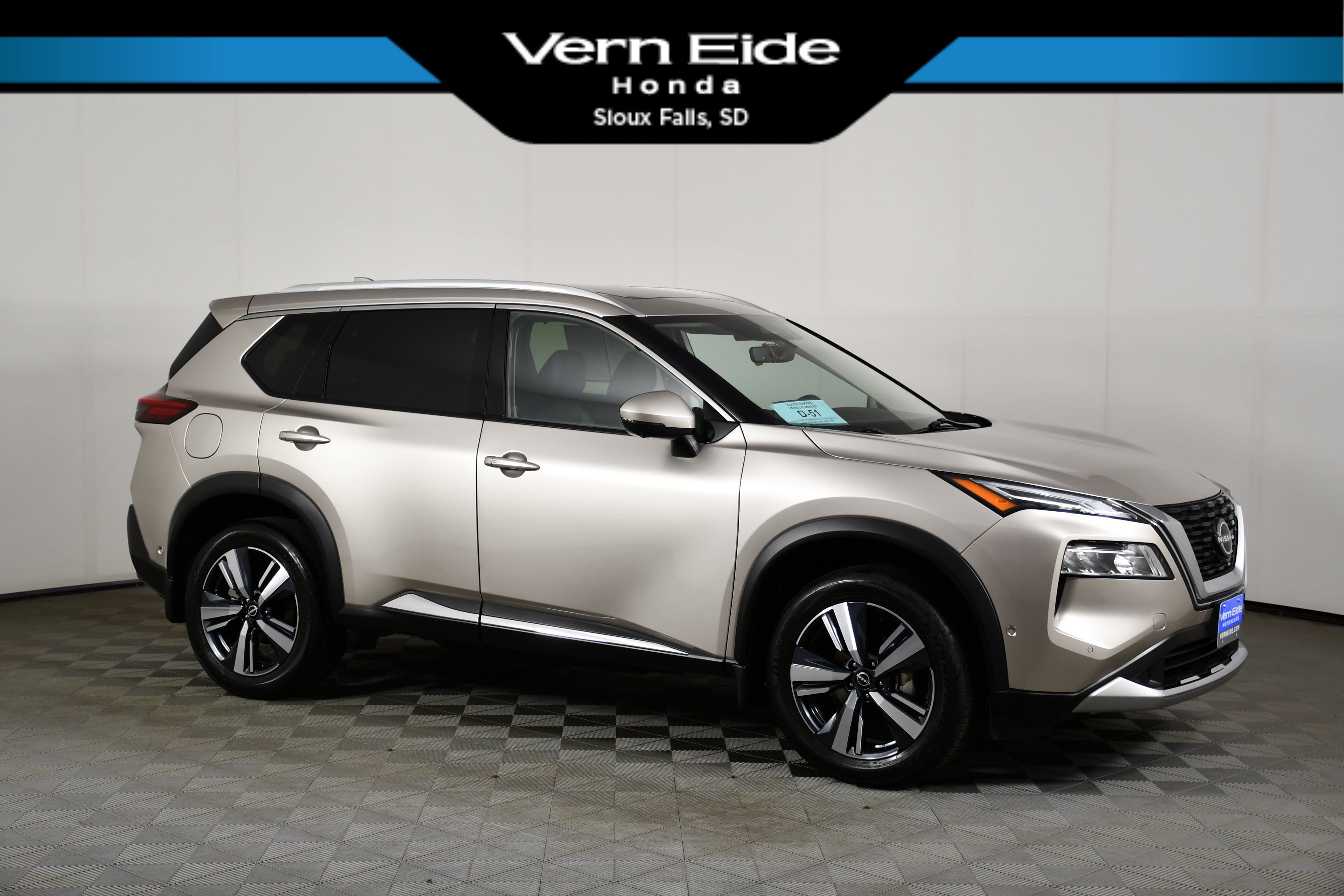 Used 2023 Nissan Rogue Platinum w/ Platinum Premium Package