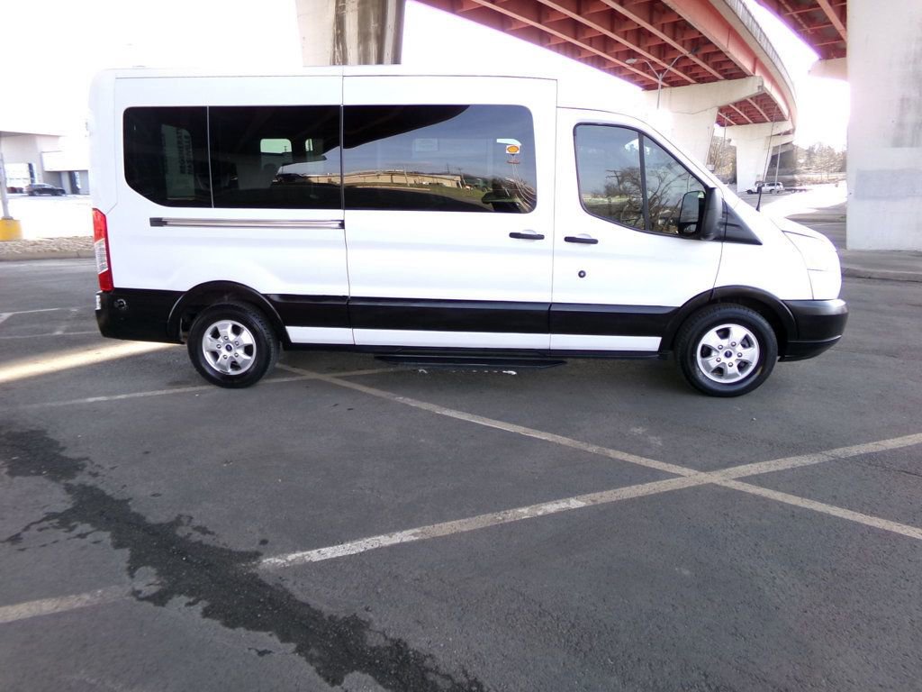 Used 2018 Ford Transit 350 XLT image 5