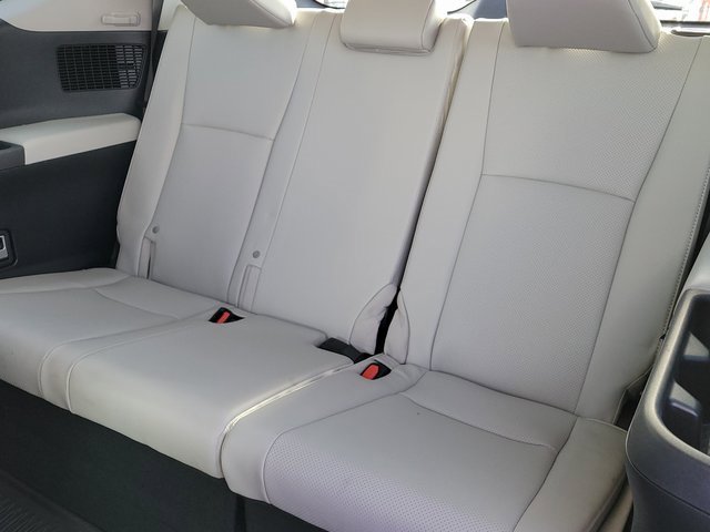 Used 2024 Toyota Grand Highlander Platinum image 9
