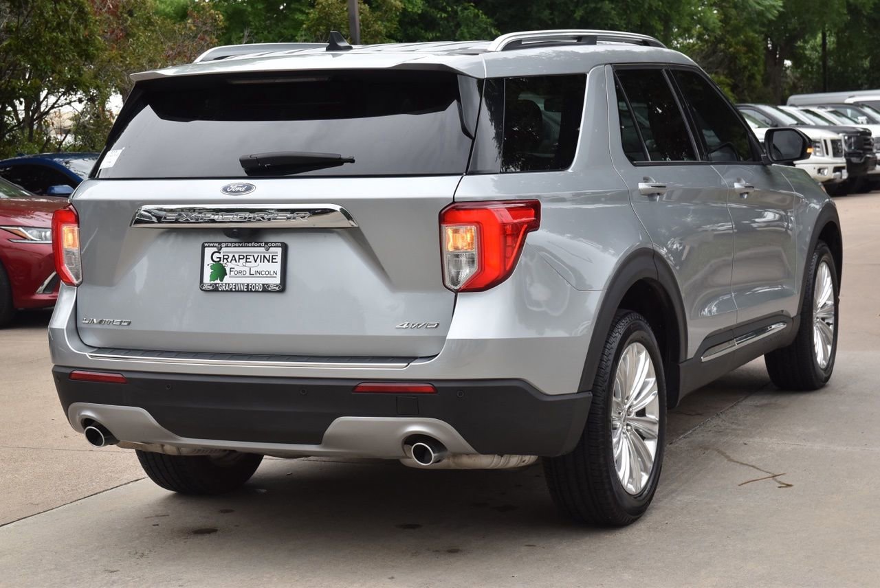 Used 2024 Ford Explorer Limited w/ Limited Technology Package AWD/4WD image 8