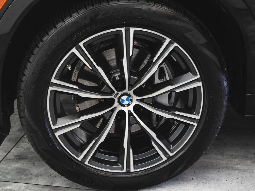 Used 2025 BMW X6 xDrive40i AWD/4WD image 7