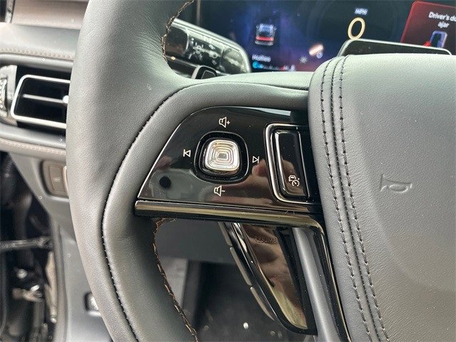 New 2025 Lincoln Aviator Reserve w/ Equipment Group 201A image 27