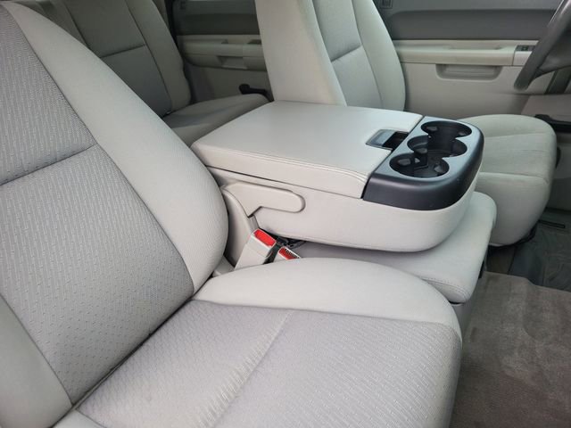 Used 2013 GMC Sierra 2500 SLE w/ Suspension Package, Off-Road image 17