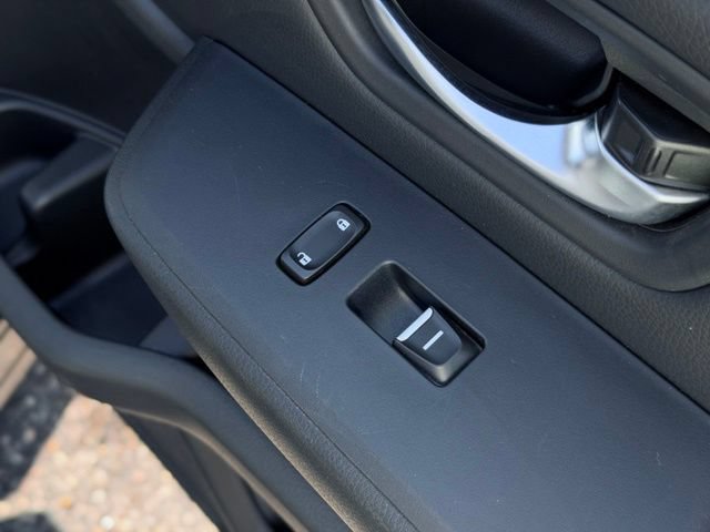 Used 2025 Honda Pilot EX-L image 17