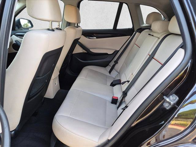 Used 2015 BMW X1 sDrive28i RWD image 17