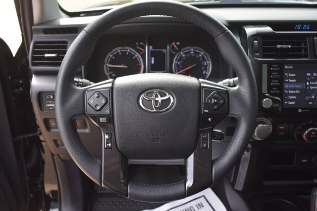 Used 2021 Toyota 4Runner Venture w/ Moonroof Package AWD/4WD image 19
