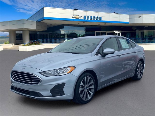 Used 2020 Ford Fusion SE image 1
