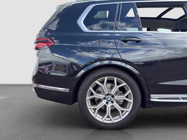 Used 2024 BMW X7 xDrive40i image 23