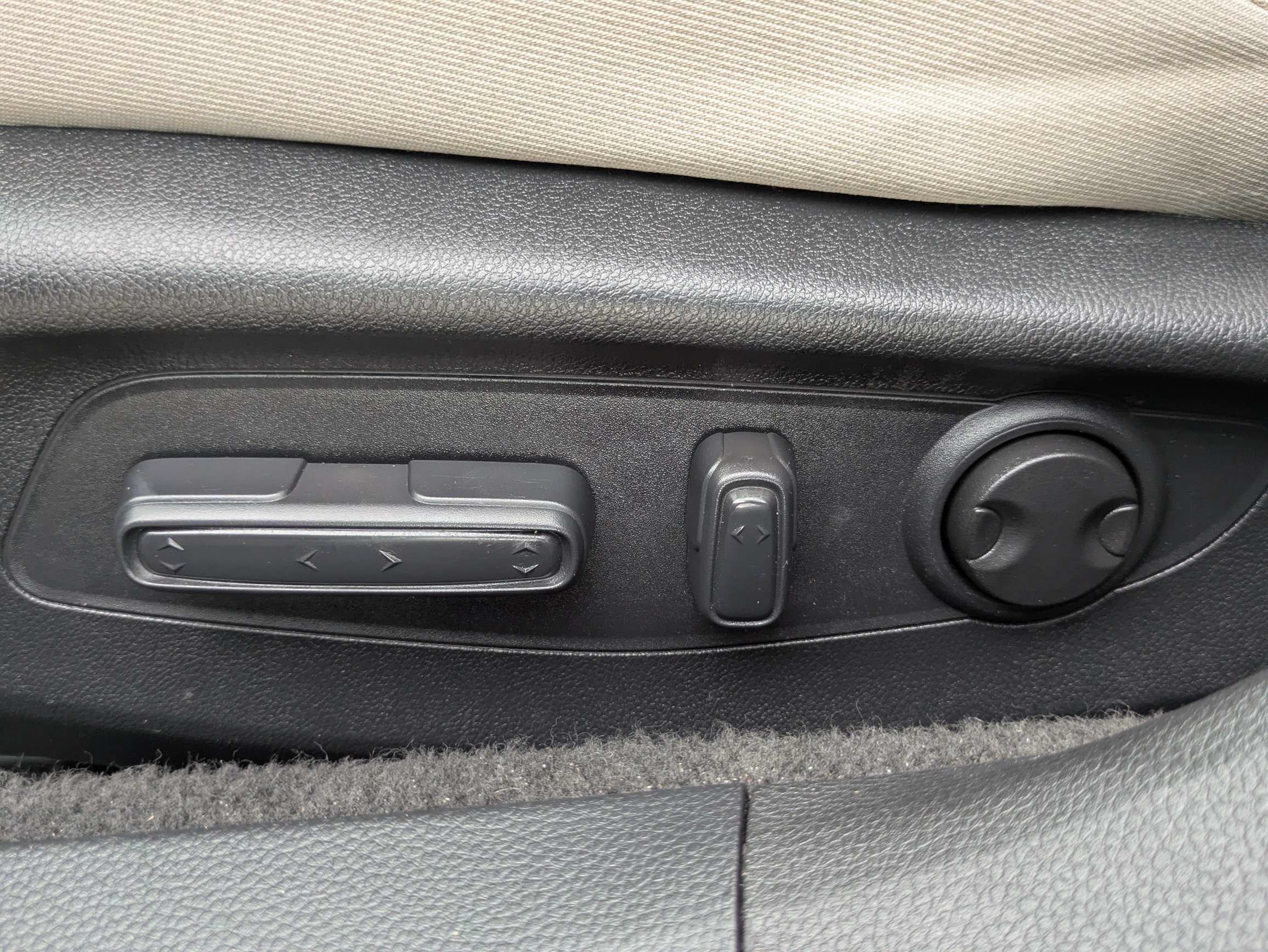 Used 2023 Honda Accord EX image 19