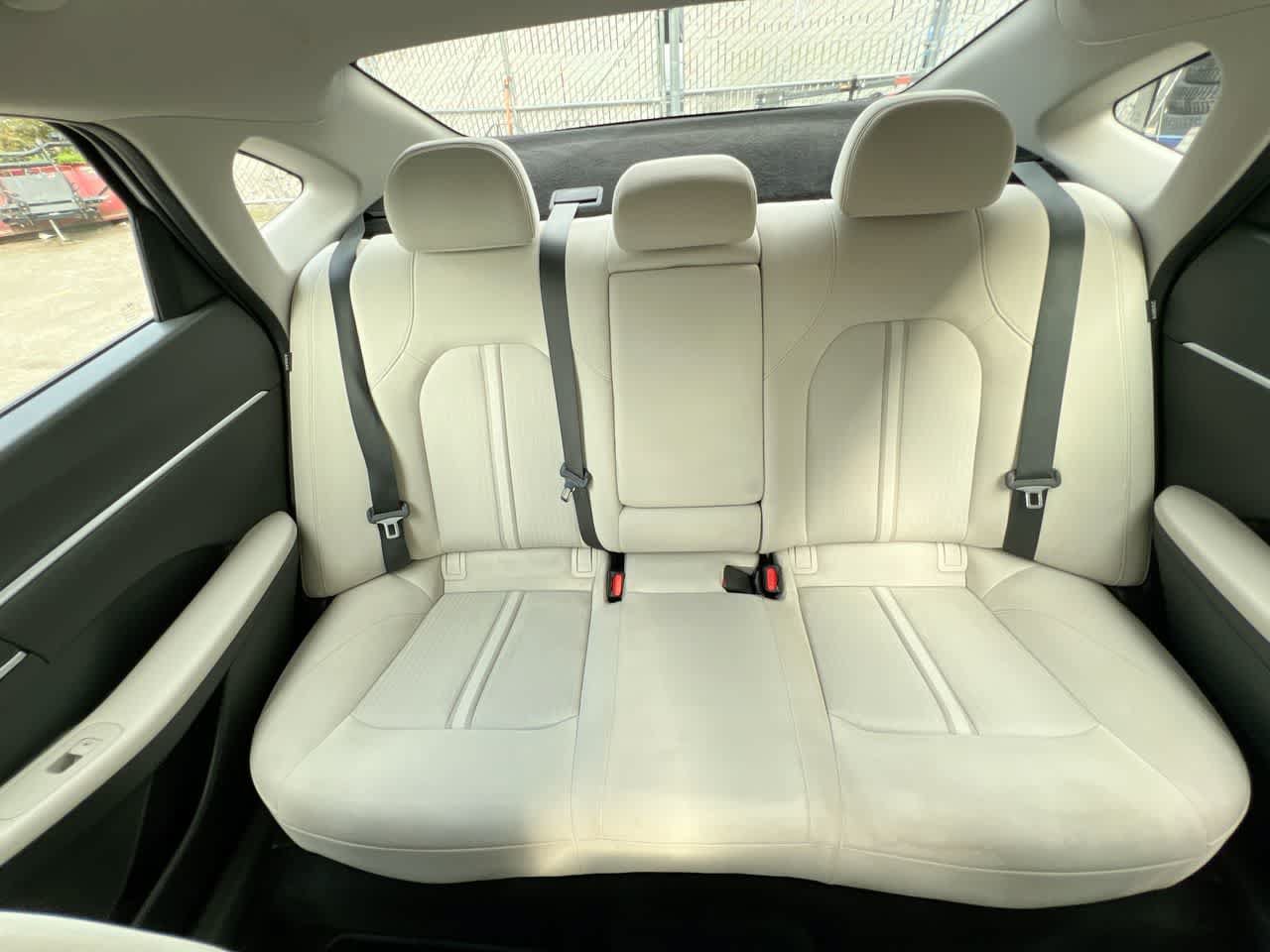 Used 2025 Hyundai Sonata SEL FWD image 23