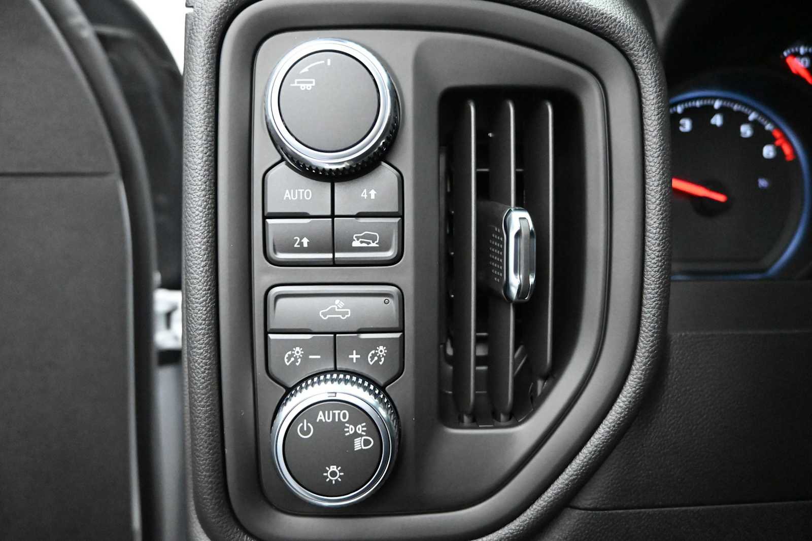 Used 2026 GMC Sierra 1500 Pro w/ Graphite Edition AWD/4WD image 19