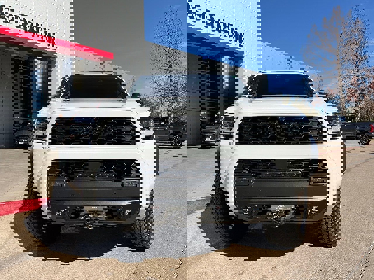 Used 2025 Toyota 4Runner Trailhunter image 4