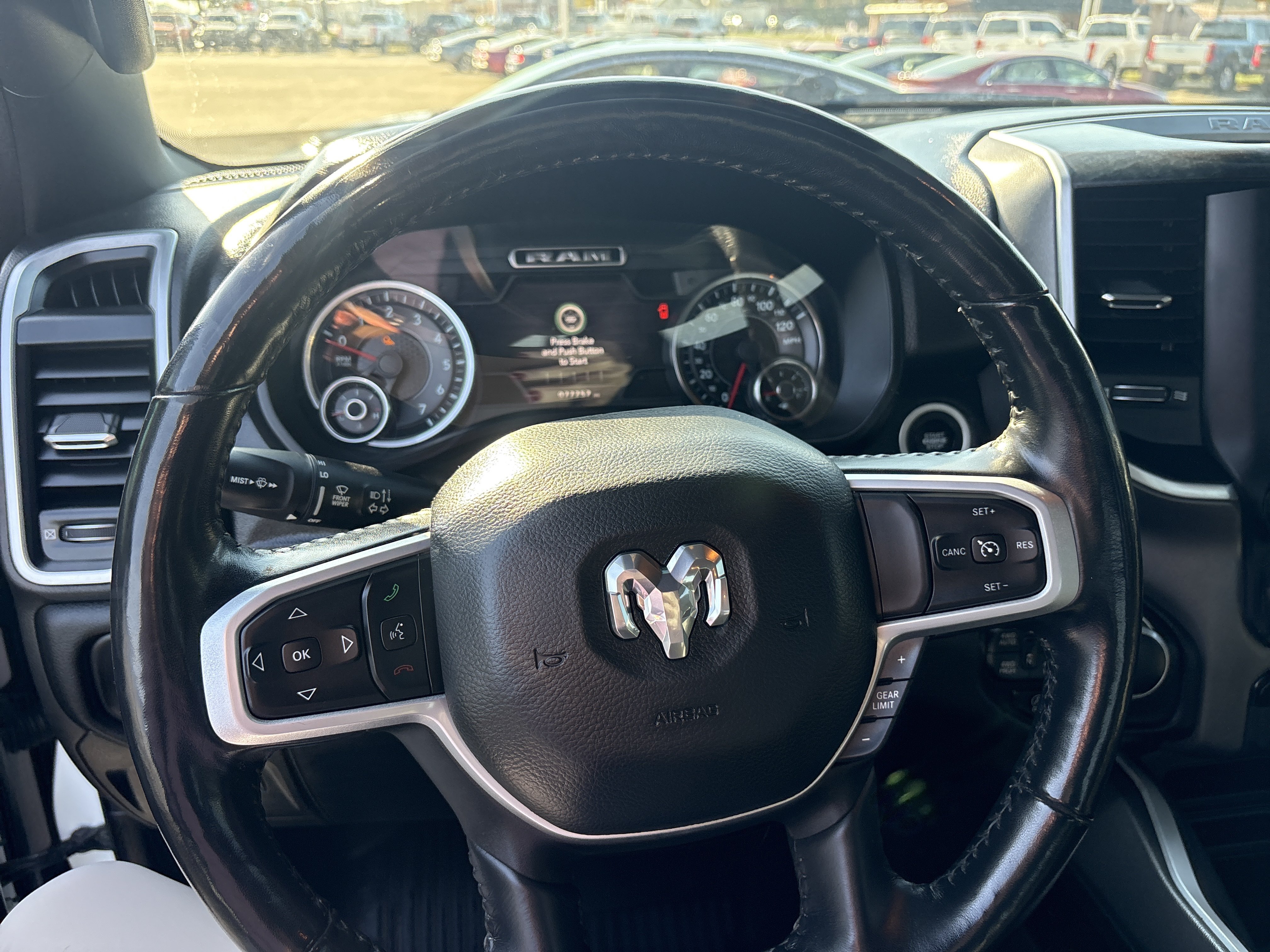 Used 2020 RAM 1500 Big Horn AWD/4WD image 14