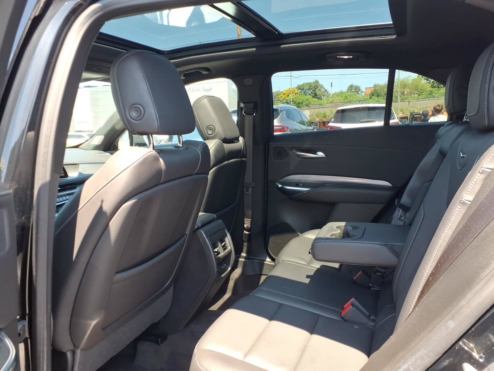 Certified 2024 Cadillac XT4 Premium Luxury AWD/4WD image 15