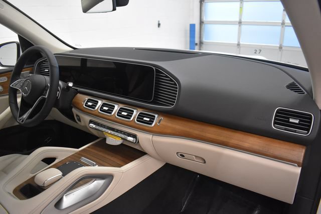 New 2026 Mercedes-Benz GLE 450 4MATIC image 18