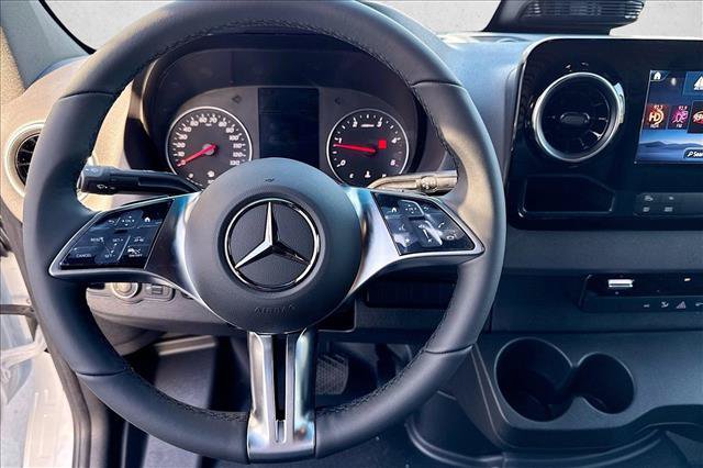 New 2026 Mercedes-Benz Sprinter 2500 image 11