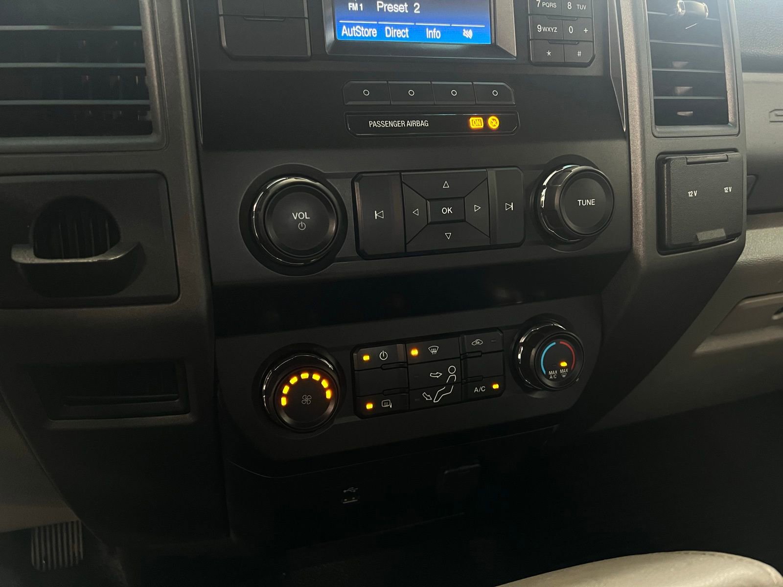 Used 2019 Ford F450 XL w/ XL Value Package RWD image 12