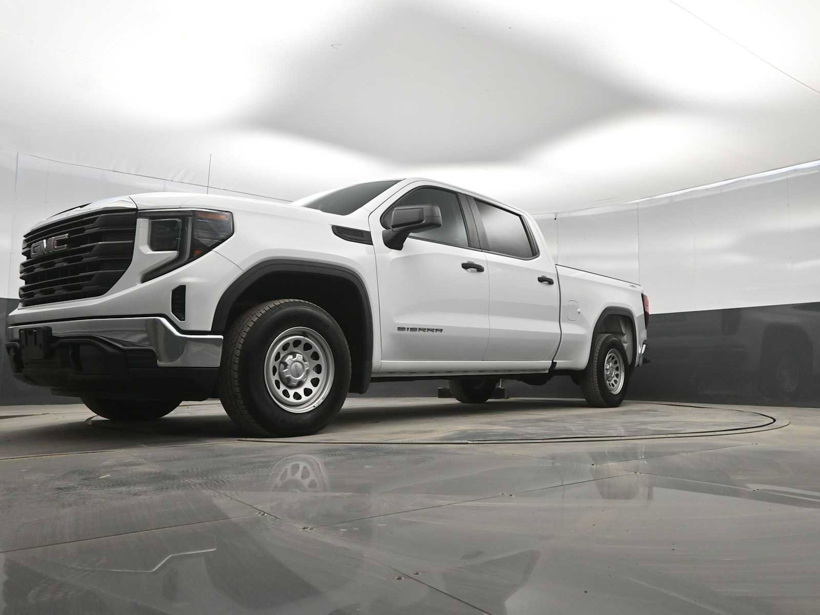 Used 2023 GMC Sierra 1500 Pro w/ Pro Value Package image 31