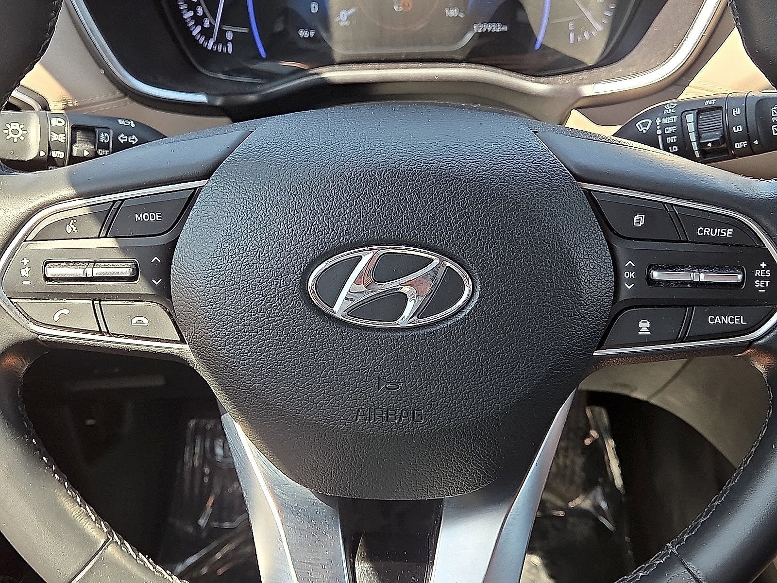 Used 2019 Hyundai Santa Fe Limited FWD image 30