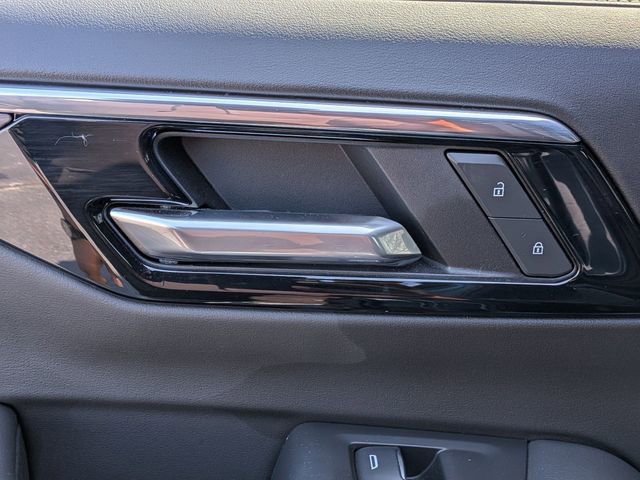 Used 2025 Chevrolet Tahoe Premier image 30