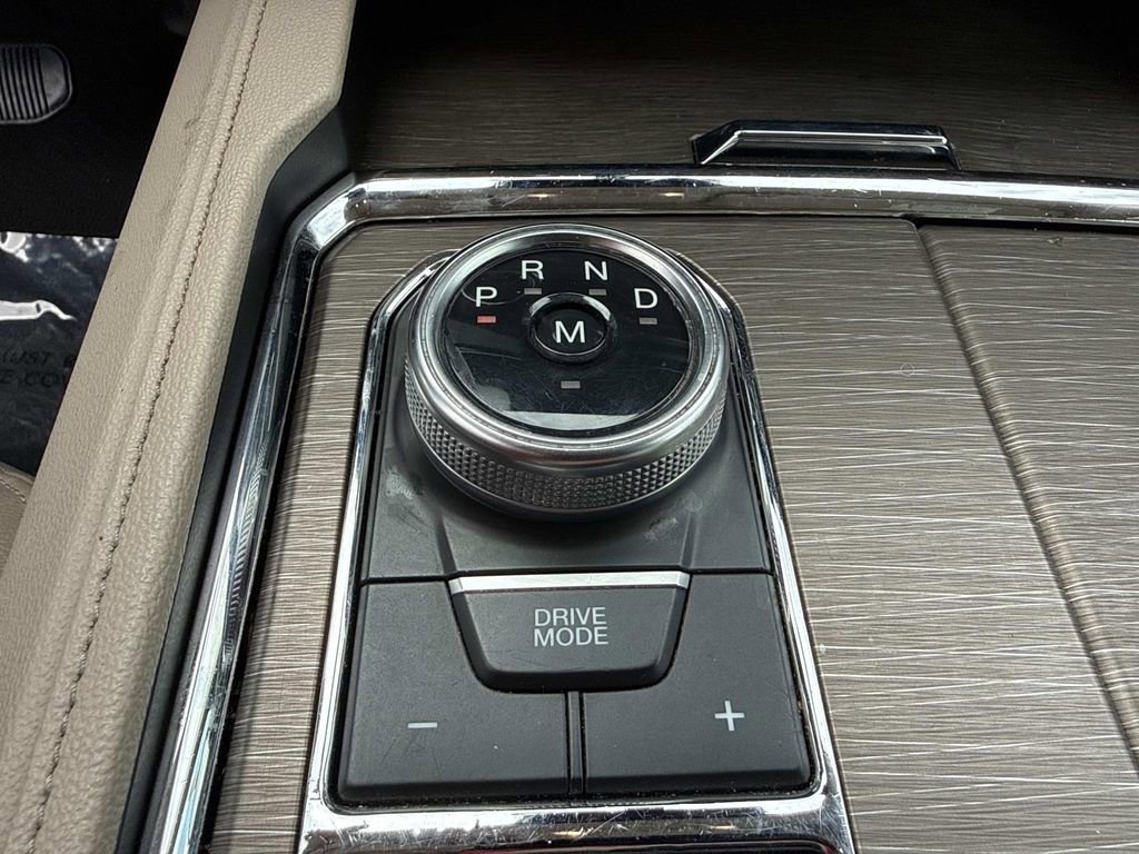 Used 2024 Ford Expedition Limited image 37