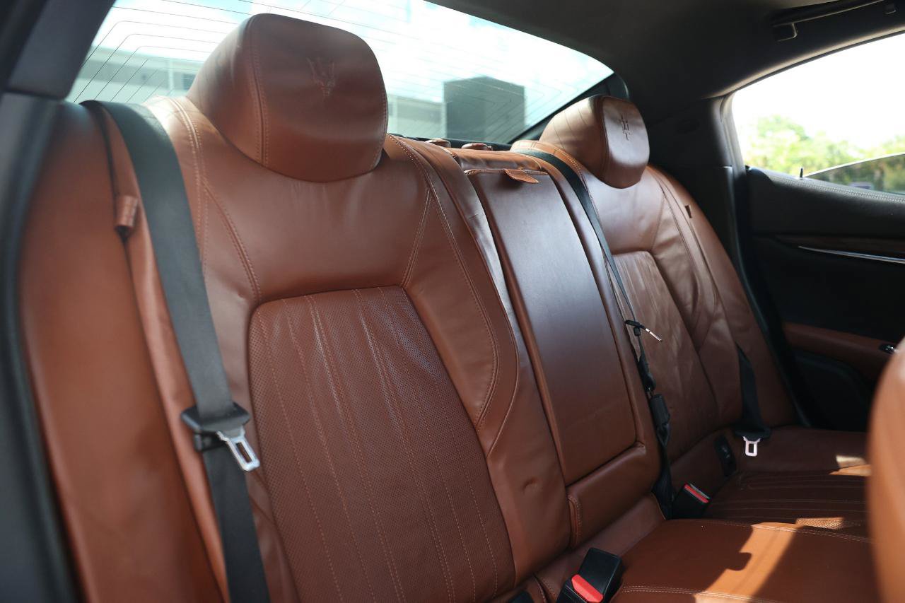 Used 2014 Maserati Ghibli S Q4 AWD/4WD image 14