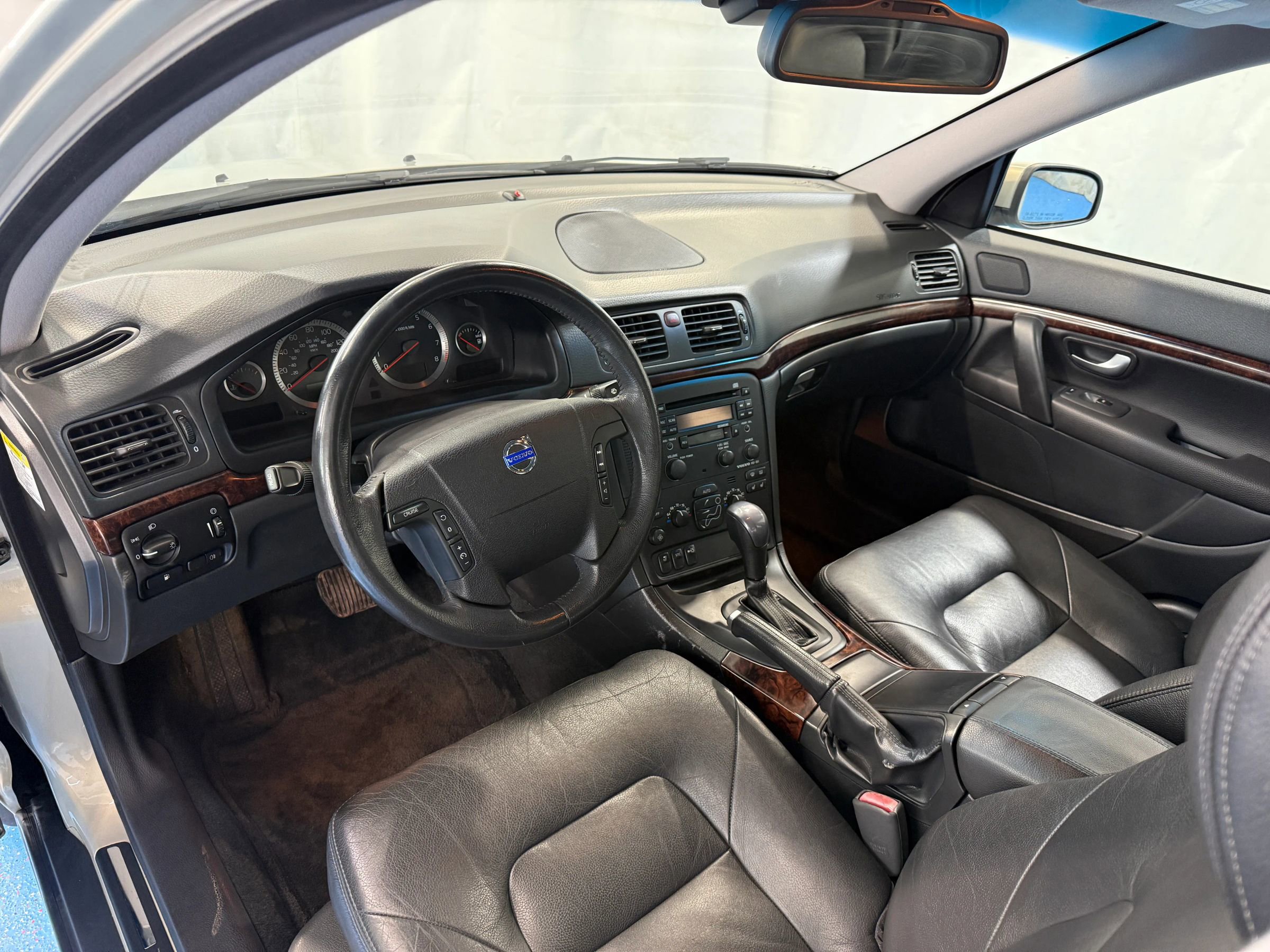 Used 2004 Volvo S80 2.9 image 16