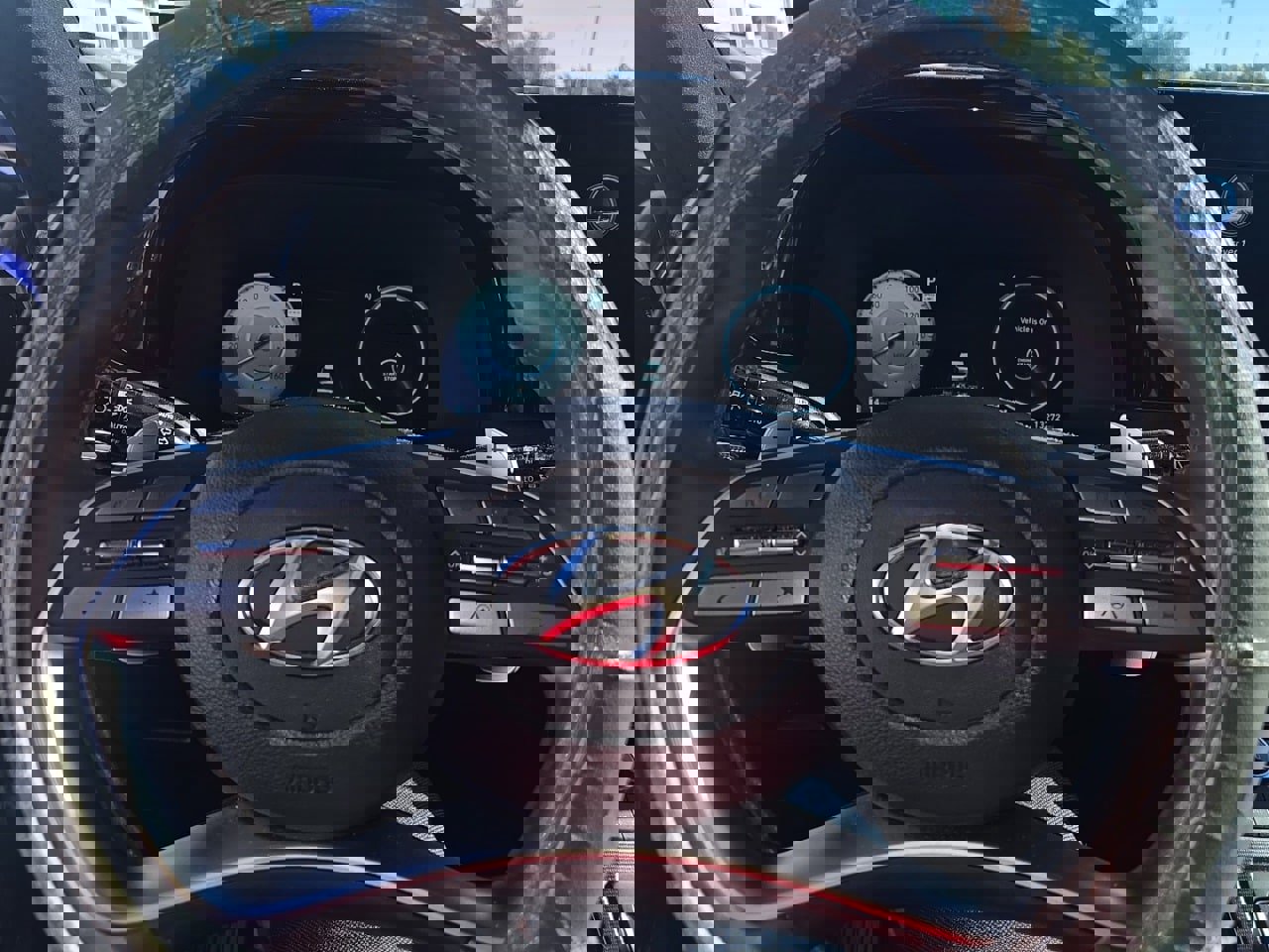 Used 2024 Hyundai Palisade Calligraphy image 8