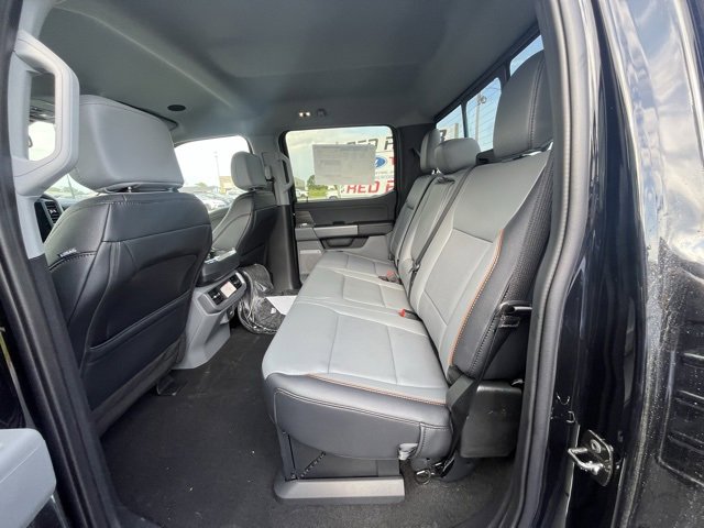New 2025 Ford F150 Lariat w/ Equipment Group 502A High image 9