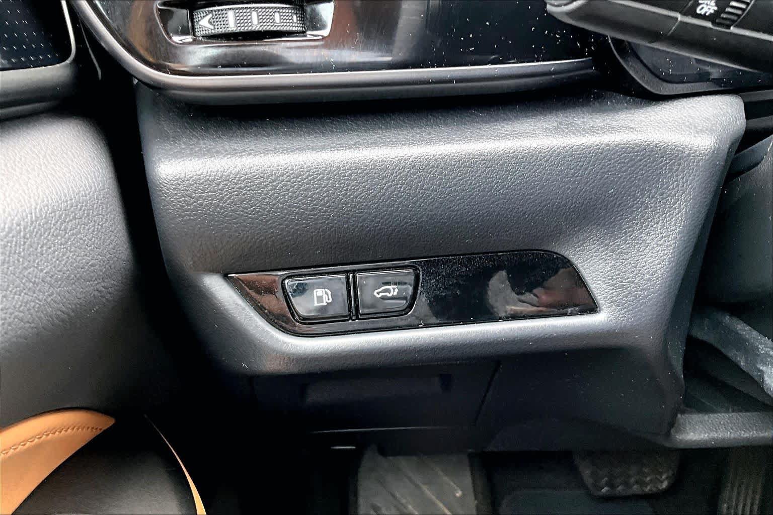 Used 2024 Lexus NX 250 FWD w/ Towing Package (2000 Lbs) image 33