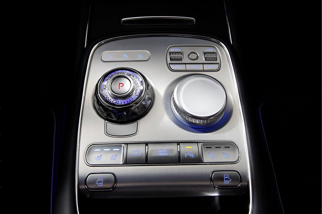 Used 2024 Genesis G90 3.5T image 36