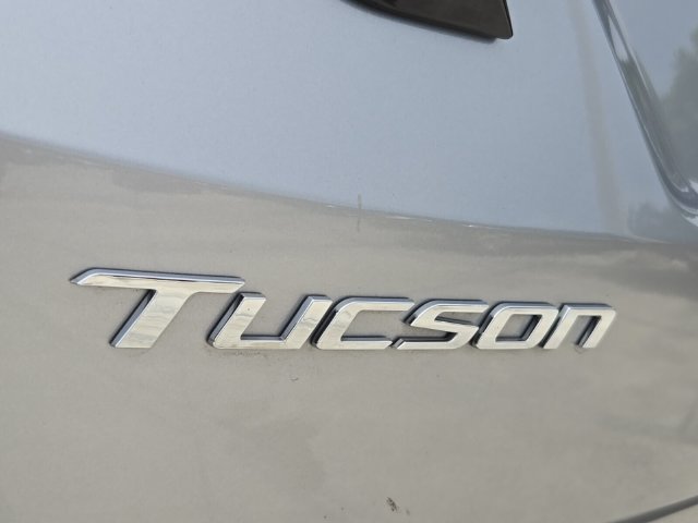 Used 2024 Hyundai Tucson SEL FWD image 14