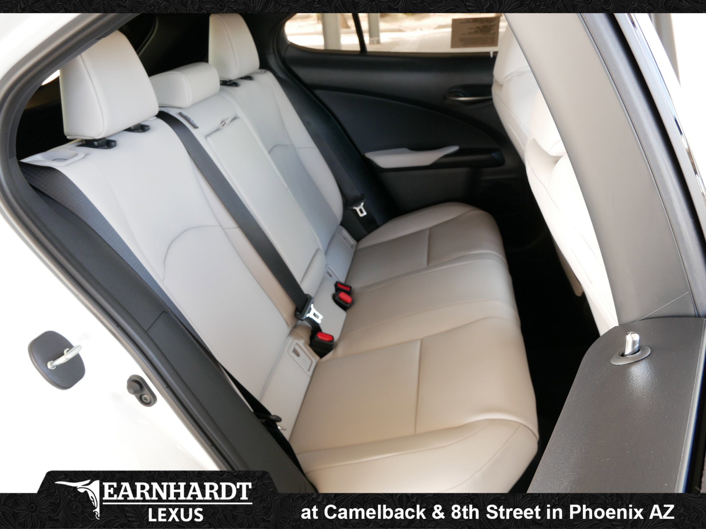 New 2026 Lexus UX 300h FWD image 8