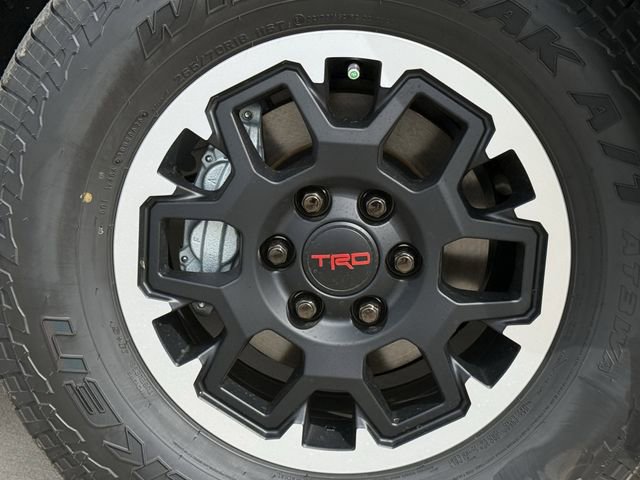 New 2026 Toyota 4Runner TRD Off-Road Premium AWD/4WD image 10