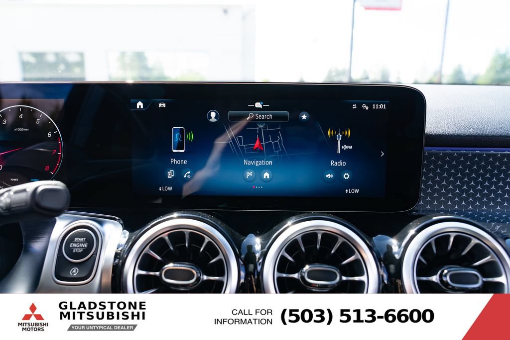 Used 2025 Mercedes-Benz GLB 250 4MATIC image 15