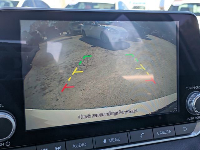 Used 2023 Nissan Sentra SR w/ Trunk Package image 17